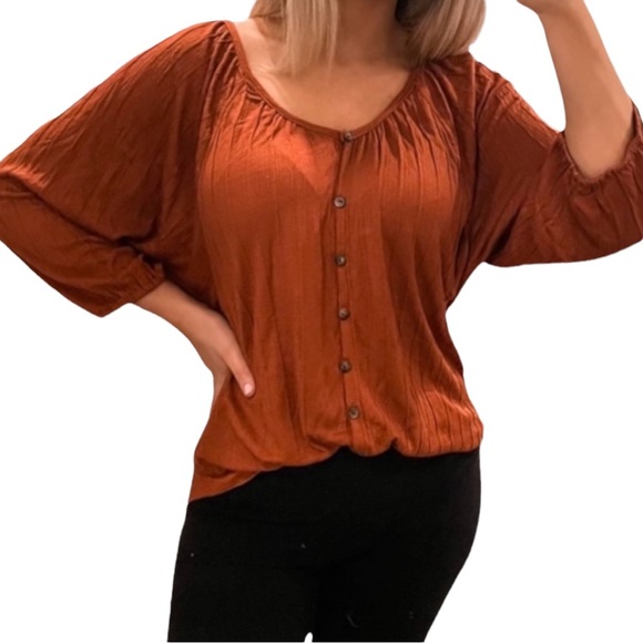 NWOT Scoop Neck Rust Top - Picture 2 of 2